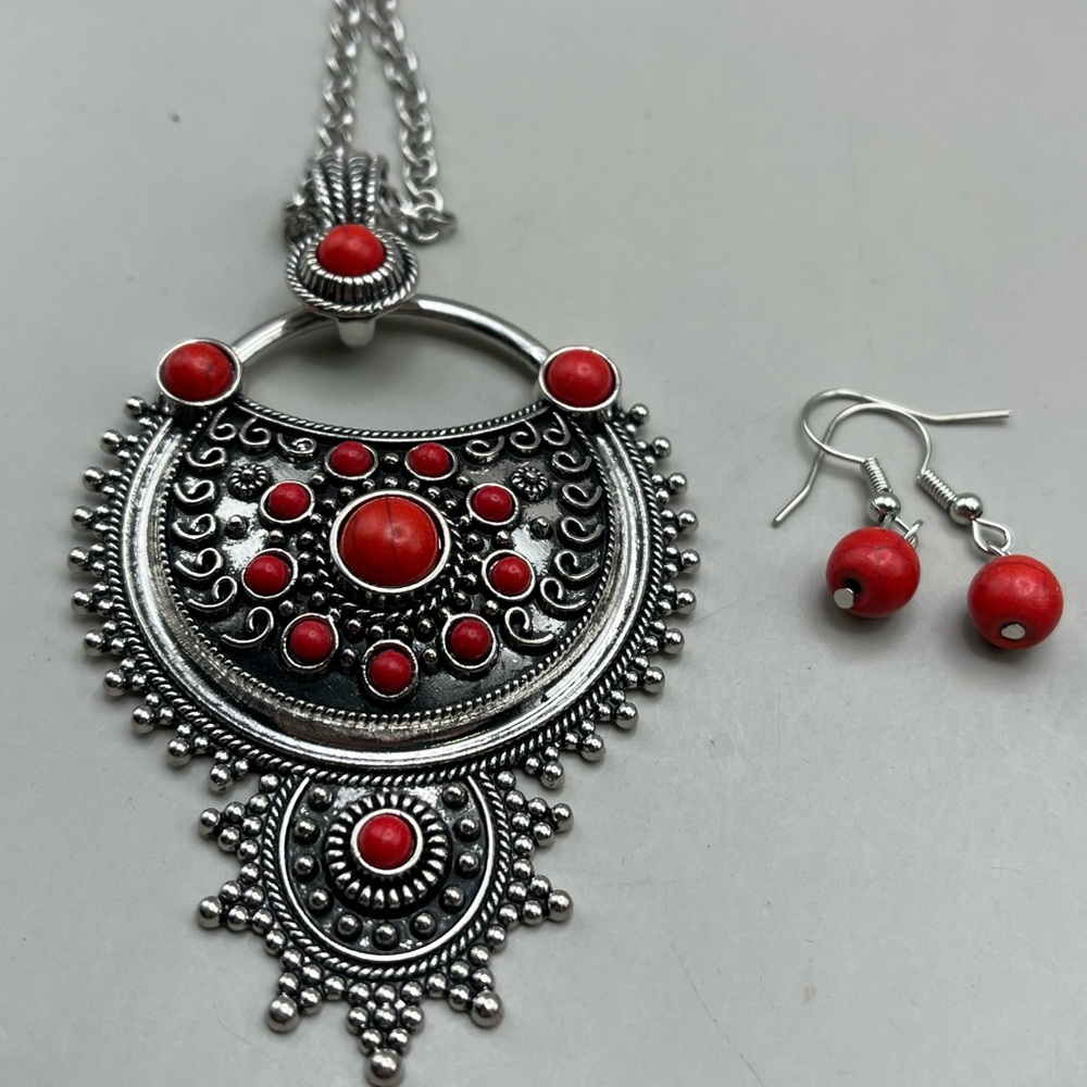 Elegant Silver and Red Jewelry Set